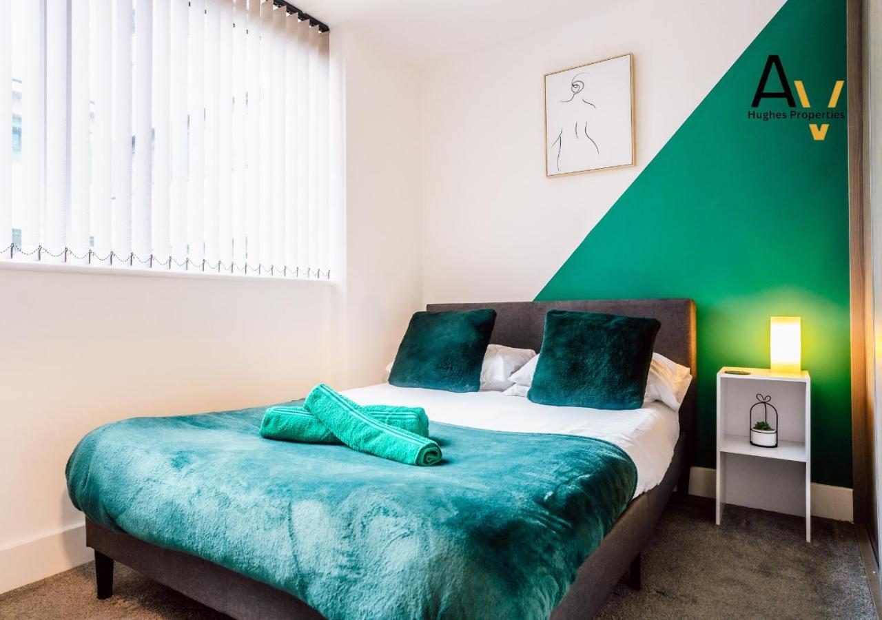 Stylish Two Bedroom Apartment by AV Hughes Properties Milton Keynes Exterior photo